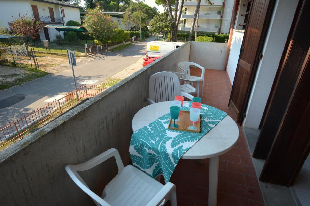利尼亚诺萨比亚多罗Flat In Lignano Pineta公寓 外观 照片