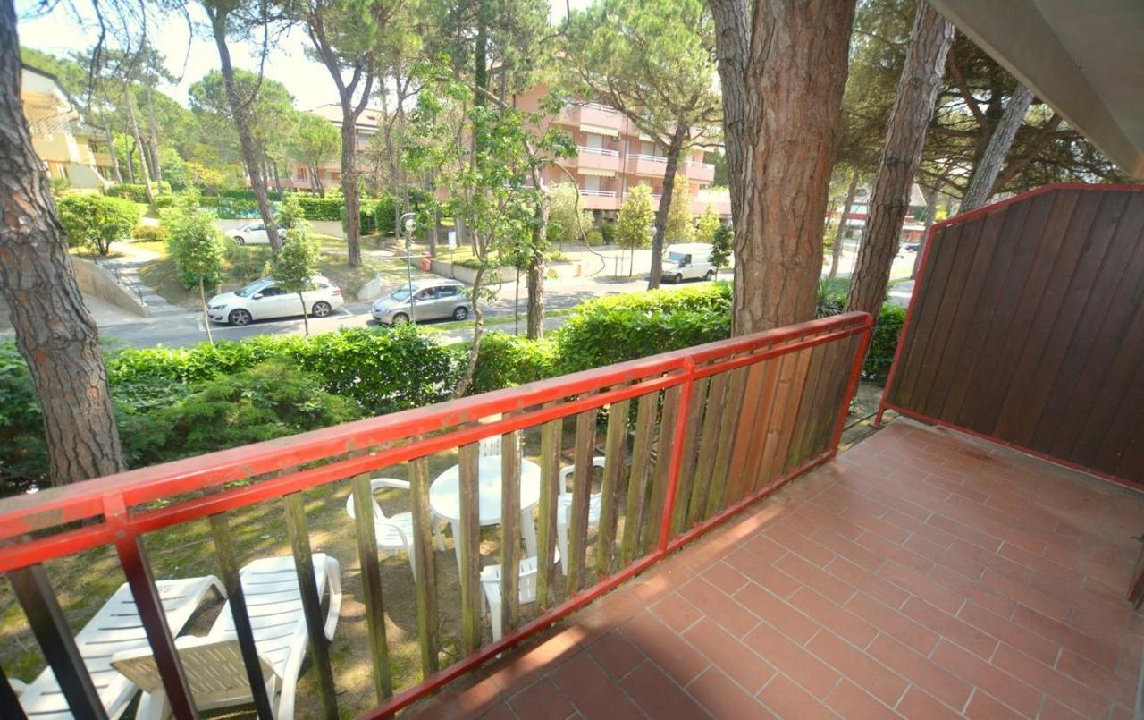 利尼亚诺萨比亚多罗Flat In Lignano Pineta公寓 外观 照片