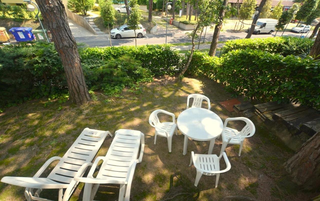 利尼亚诺萨比亚多罗Flat In Lignano Pineta公寓 外观 照片
